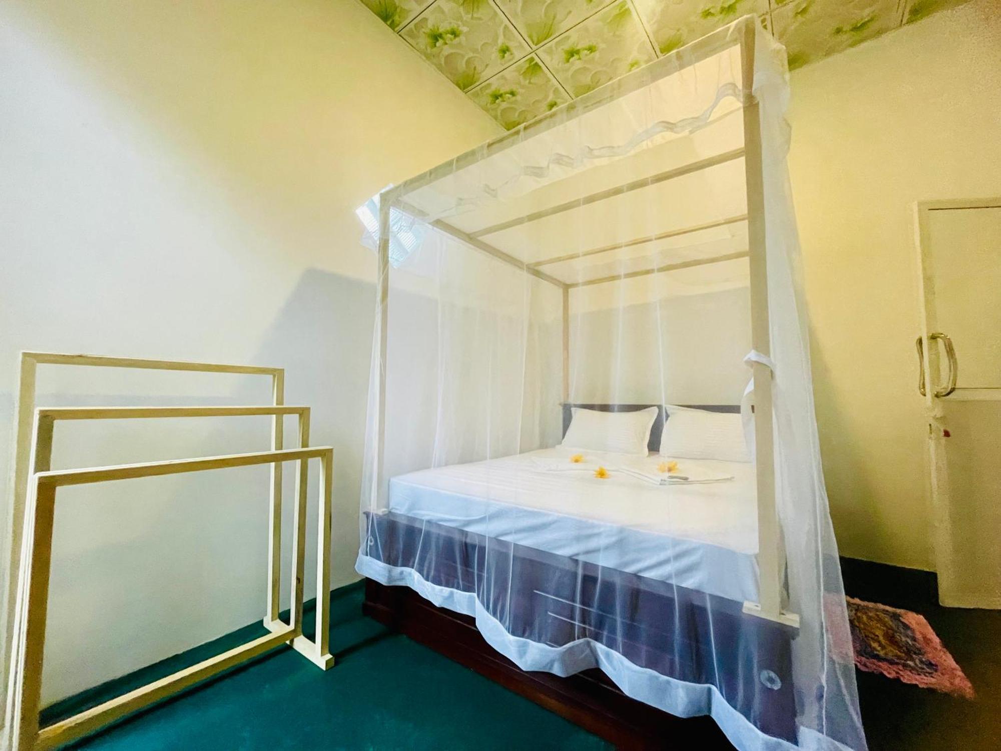 White Hill House Hiriketiya Hotel Dickwella Exterior photo